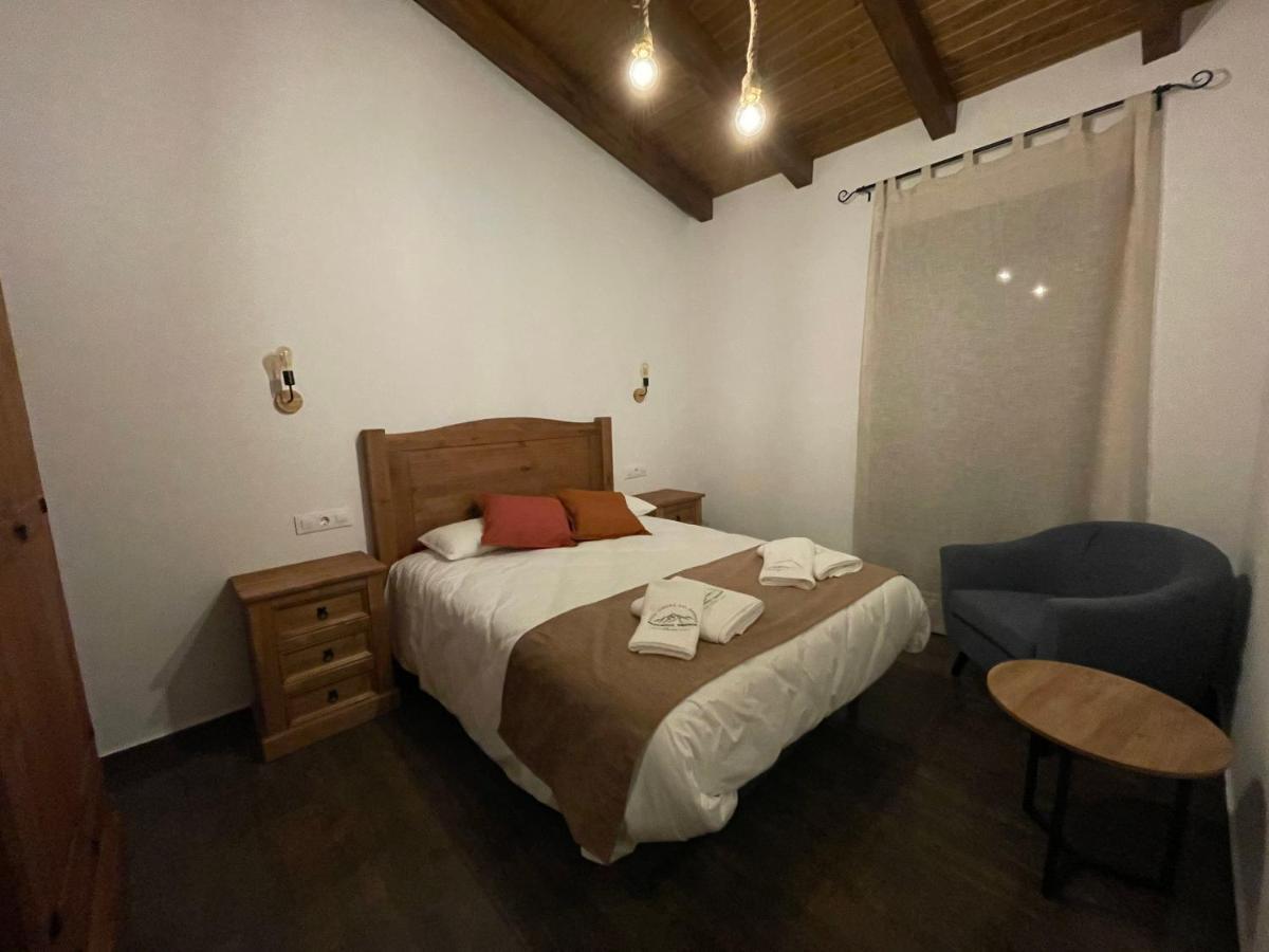 Apartamentos Dona Jimena Del Ambroz 4 Estrellas Complejo Unico En El Centro Del Pueblo - Piscina Ya Abierta Hervás Dış mekan fotoğraf